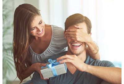 Top 5 Romantic Engagement Gifts