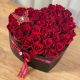 بوكس قلب من ال ورد الطبيعيNatural rose heart box